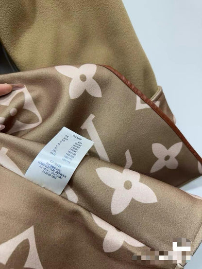 LOUINA COAT