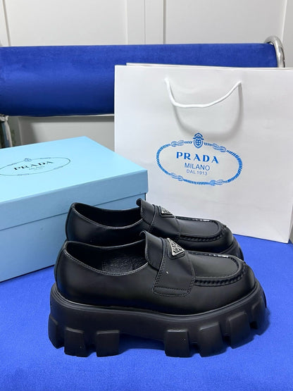 Pinia Shoes (cow leather)