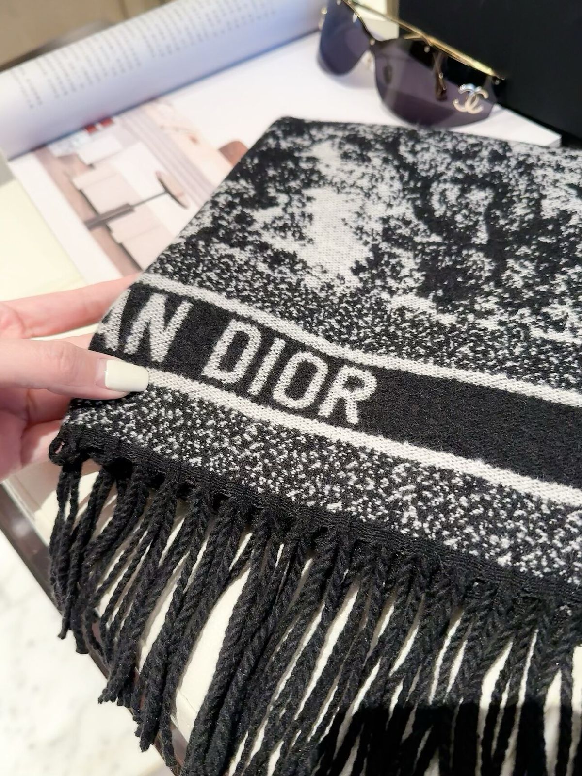 Loulou scarf