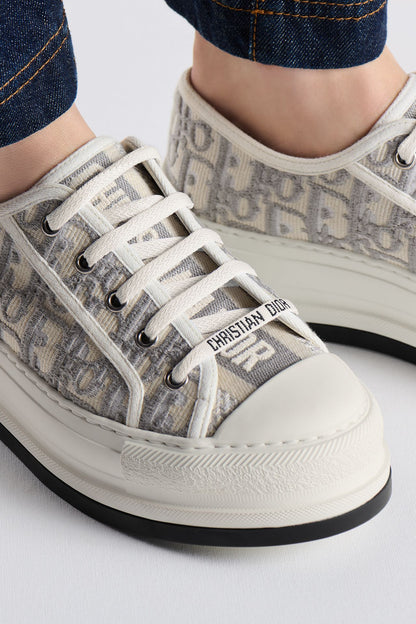 Dino shoes woman