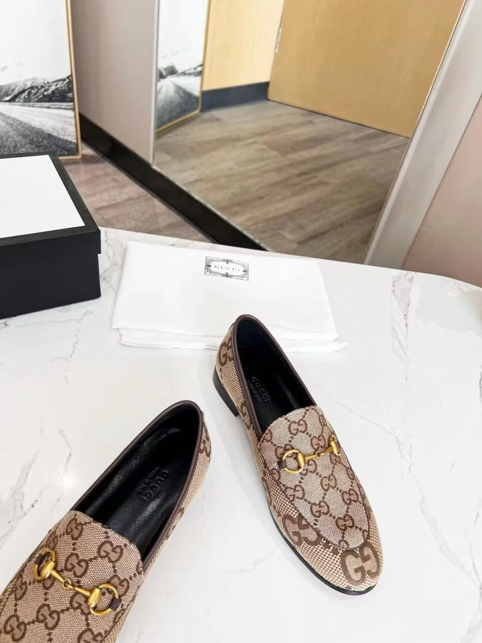 Helmy Shoes
