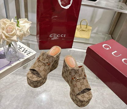 Lucy shoes