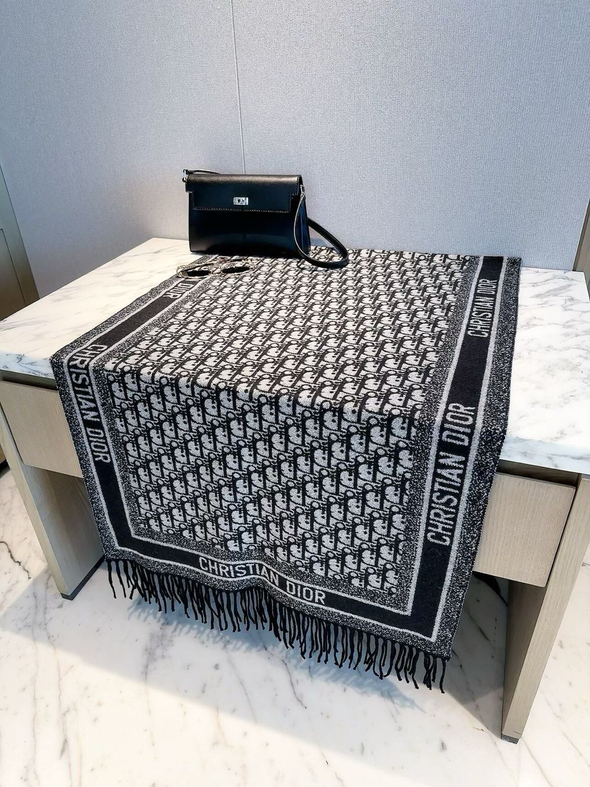 Loulou scarf
