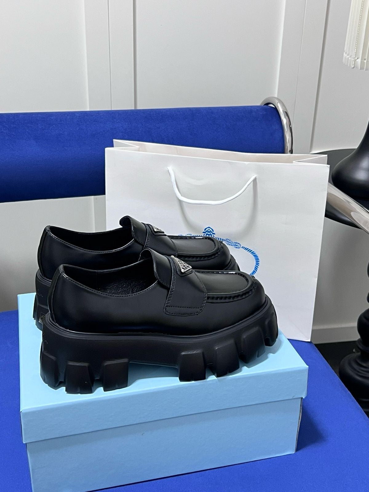 Pinia Shoes (cow leather)