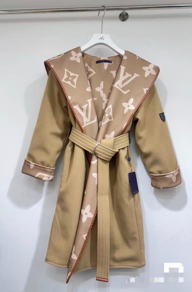 LOUINA COAT