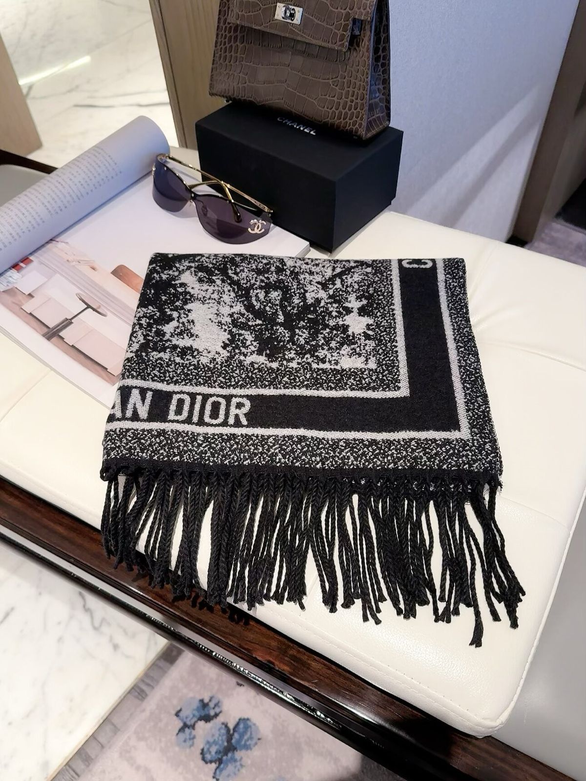 Loulou scarf