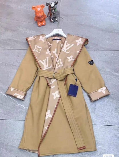 LOUINA COAT