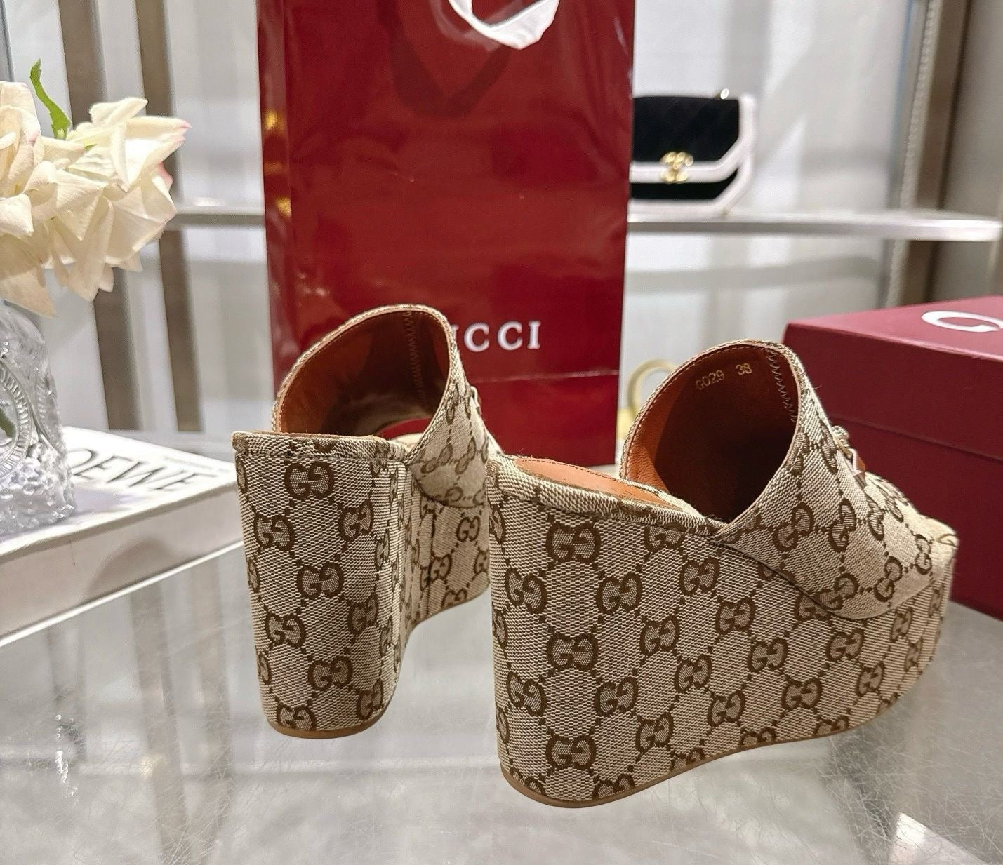 Lucy shoes